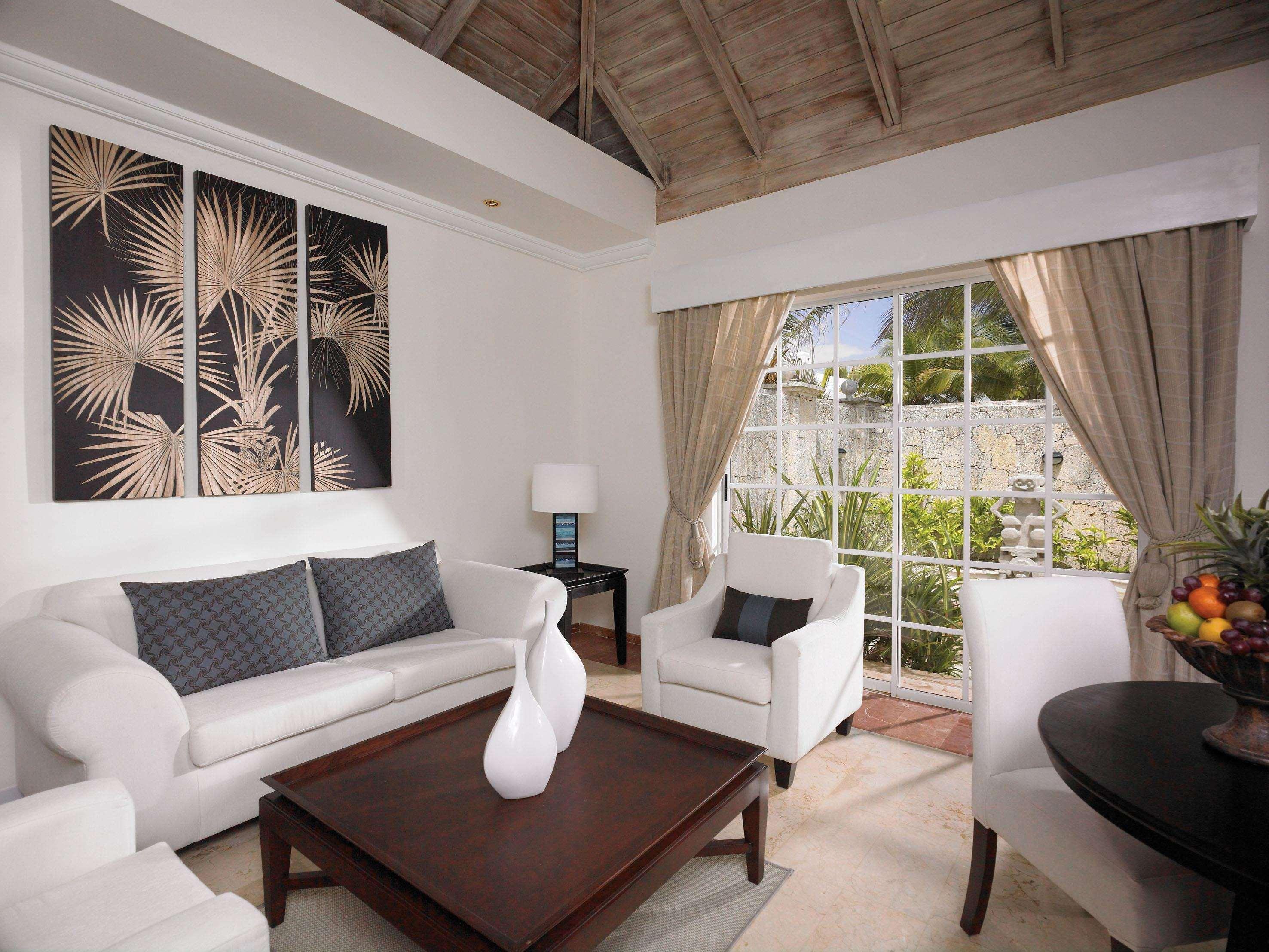 Paradisus Hotel